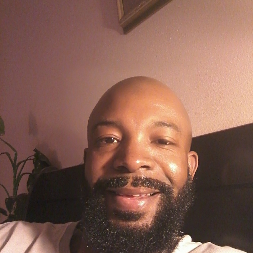 Meet your Posher, Lawrence